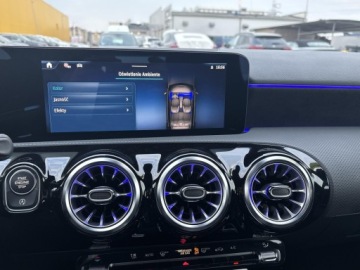 Mercedes Klasa A W177/V177 Hatchback Facelifting 1.3 200 163KM 2024 Mercedes-Benz A 200 AMG Line/ Pakiet integracyjny, zdjęcie 23