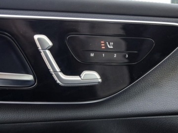 Mercedes GLC C254/X254 Coupe 2.0 200 204KM 2025 GLC Coupe 200 4-Matic AMG Line 2.0 (204KM) 2025, zdjęcie 7