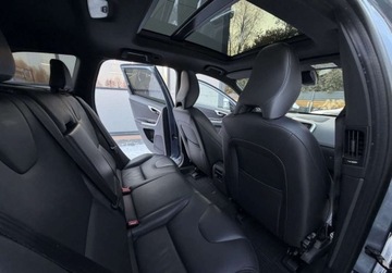 Volvo XC60 I SUV Facelifting 2.0 D4 DRIVE-E 190KM 2017 Volvo XC 60 2.0 D 190KM automatskora panorama NAVIbezwypadkowyGWARANCJA, zdjęcie 15