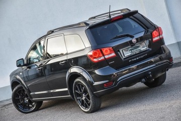 Fiat Freemont 2.0 Multijet II 16v 170KM 2015 Fiat Freemont FIAT FREEMONT 2.0 170KM 4x4 BLACK CODE 7-Miejsc DVD Gwarancj, zdjęcie 8