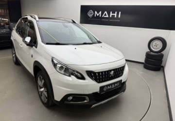 Peugeot 2008 I SUV Facelifting 1.2 PureTech 110KM 2017 Peugeot 2008 Crossway Panorama Kamera Navi Zamiana Raty Gwaranjcja 1.2