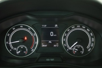 Skoda Kamiq Crossover 1.5 TSI 150KM 2023 Skoda Kamiq 1.5 TSI, Salon Polska, Serwis ASO, zdjęcie 7