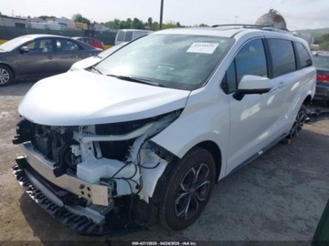 Toyota Sienna III 2025 Toyota Sienna Platinum 2025 2.5l 2.5 Hybryda 245KM, zdjęcie 1