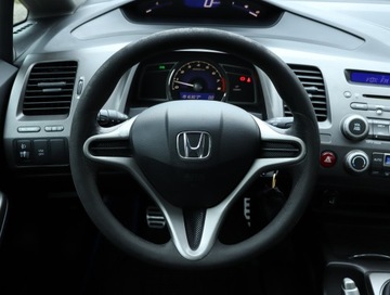 Honda Civic VIII Sedan 1.8 i-VTEC 140KM 2010 Honda Civic 1.8 i, Salon Polska, Klima, zdjęcie 17