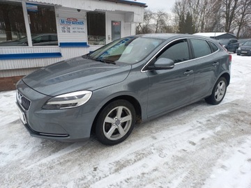 Volvo V40 II Hatchback Facelifting 2.0 D3 150KM 2018 Volvo V40 2.0 d3150 KM