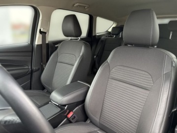 Ford Kuga II SUV Facelifting 1.5 EcoBoost 150KM 2019 Ford Kuga Titanium kamera nawigacja tempomat podgrzewane fotele, zdjęcie 9