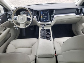 Volvo 2020 Volvo S60 T5 Momentum 2020 2.0l 2.0 Benzyna 250KM, zdjęcie 8