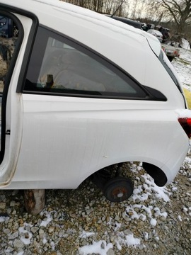 BLATNÍK LEVÝ ZADNÍ OPEL CORSA E 3D
