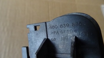 AUDI A3 8L FACELIFT KLIKA VNĚJŠÍ PRAVÝ PŘEDNÍ 4B0839885