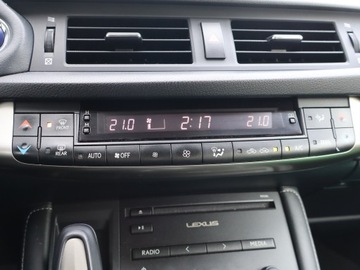 Lexus CT Hatchback 5d Facelifting 200h 136KM 2017 Lexus CT 200h, Salon Polska, 1. Właściciel, zdjęcie 12