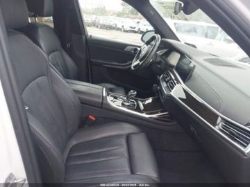 BMW X7 2020 BMW X7 M50i sports activity vehicle 4.4 Benzyna 523KM, zdjęcie 9