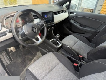 Renault Clio V Hatchback 5d 1.0 TCe 90KM 2021 Renault Clio 1.0 TCe 90 EVOLUTION 91KM 2021r, zdjęcie 14