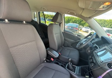 Volkswagen Tiguan I SUV Facelifting 1.4 TSI BlueMotion 122KM 2012 Volkswagen Tiguan Samochod z gwarancja 1.4 Benzyna 122KM, zdjęcie 15