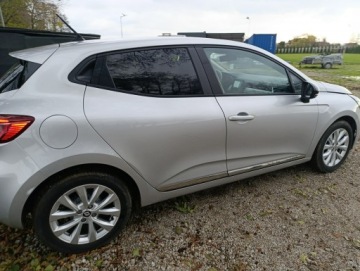 Renault Clio V Hatchback 5d 1.0 TCe 90KM 2023 Renault Clio 2023 7.600km, zdjęcie 24
