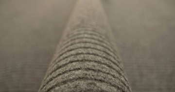 ШИРИНА 2 м. СЕРЫЙ АВТОБУСНЫЙ КОВРИК С ИГОЛЬНЫМИ ПОЛОСАМИ.