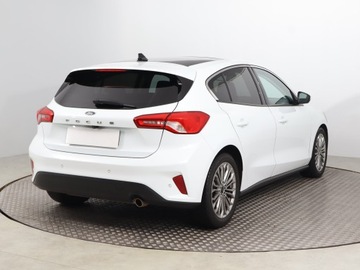 Ford Focus III Hatchback 5d facelifting 1.0 EcoBoost 125KM 2018 Ford Focus 1.0 EcoBoost, Automat, Skóra, Navi, zdjęcie 4