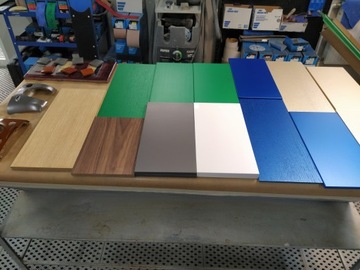 Zaprawka lakiernicza do frontów meblowych mat