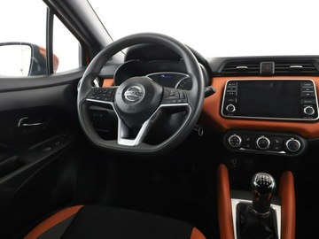 Nissan Micra V 1.0 73KM 2018 Nissan Micra Klimatyzacja Czujniki parkowania, zdjęcie 15