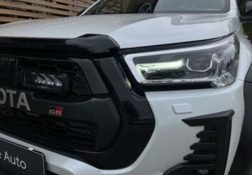 Toyota Hilux VIII Podwójna kabina Facelifting 2.8 D-4D 204KM 2022 Toyota Hilux Toyota Hilux 2.8 D-4D Double Cab GR Sport 4x4 2.8 Diesel 204KM, zdjęcie 17