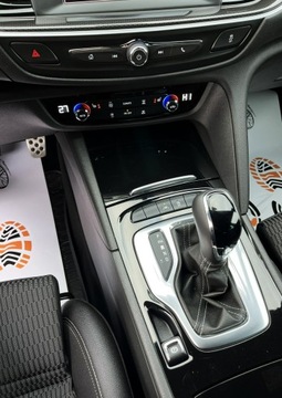 Opel Insignia II Sports Tourer Facelifting 2.0 Diesel 174KM 2021 Opel Insignia Salon Pl / Bezwypadkowy / Automat, zdjęcie 18