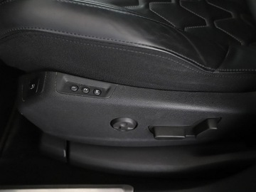 Peugeot 5008 II 2021 Peugeot 5008 FV23% GT-Line atuomat 177KM 7-osob., zdjęcie 37