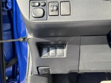 Toyota Yaris III Hatchback 5d Facelifting Hybrid 100KM 2017 Toyota Yaris Hybrid*Lift*Automat, zdjęcie 25