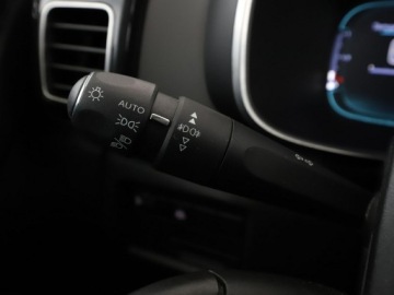 Citroen C5 Aircross SUV 1.2 PureTech 130KM 2018 Citroen C5 Aircross 1.2 Benzyna Feel Klimatronik, zdjęcie 33