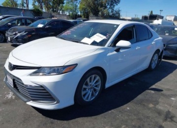 Toyota Camry IX 2023 Toyota Camry LE, od ubezpieczalni 2.5 Benzyna 203KM, zdjęcie 2