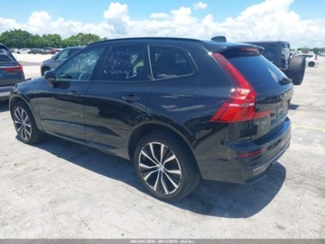 Volvo XC60 II 2024 Volvo XC 60 B5 Plus Dark Theme 2024 2.0l 2.0 Benzyna 247KM, zdjęcie 3