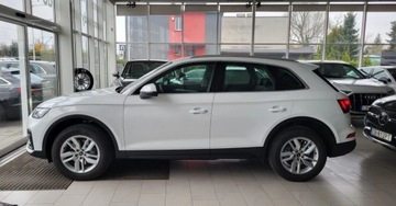 Audi Q5 II SUV Facelifting 2.0 40 TDI 204KM 2023 Audi Q5 Salon Polska Wersja SUV 2023 najoszczedniejszy 2.0 Diesel 204KM, zdjęcie 3