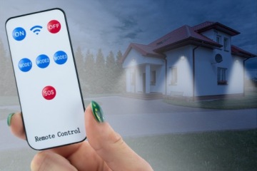 4x СОЛНЕЧНЫЕ СВЕТОДИОДНЫЕ ЛАМПЫ КРУГЛЫЙ ГОД САД IP65 ПУЛЬТ ДИСТАНЦИОННОГО УПРАВЛЕНИЯ