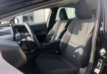 Toyota Prius V (XW60) 2.0  Hybrid Dynamic Force Plug-in 223KM 2023 Toyota Prius Prius Rej. 2024 Prestige FV23 Salon PL Serwis ASO 1 wl., zdjęcie 4