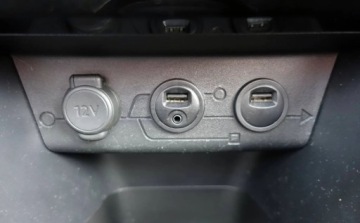 Peugeot 208 I Hatchback 3d 1.6 e-HDI 92KM 2013 Peugeot 208 1.6e-HDI 92KM Oryginalny lakier i szyby Panoramiczny dach Klim, zdjęcie 19