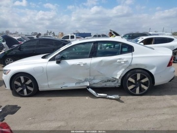 Volvo S60 III 2025 Volvo S60 2025 VOLVO S60 PLUG-IN HYBRID T8 PLUS 2.0 Hybryda Plug-in 312KM, zdjęcie 8