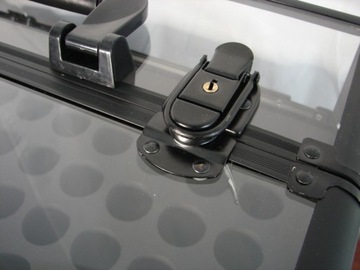 КОСМЕТИЧЕСКИЙ ЧЕХОЛ ДЛЯ ЛАКОВ, ЛАМПА DIAMOND BLACK, ВЫСТАВКА