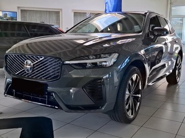 Volvo XC60 II 2025 VOLVO XC60 T6 Plug-In Hybrid AWD Ultra Dark Suv 2.0 (398KM) 2025, zdjęcie 3