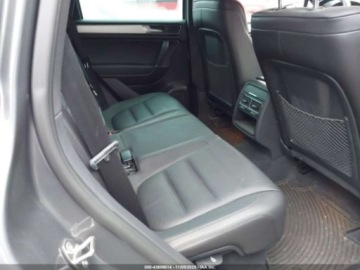 Volkswagen Touareg II 2017 Volkswagen Touareg 2017 VOLKSWAGEN TOUAREG V6 WOLFSBURG EDITION 3.6 Benzyna, zdjęcie 11