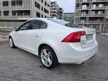 Volvo S60 II Sedan Facelifting 2.0 T5 DRIVE-E 245KM 2015 VOLVO S60 II Premium Plus T5, 2.0l benzyna 245KM Dokumentacja pochodzenia, zdjęcie 21
