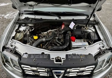 Dacia Duster I SUV Facelifting 1.2 TCe 125KM 2014 Dacia Duster Dacia Duster 1.2 TCe Celebration 1.2 Benzyna 125KM, zdjęcie 35