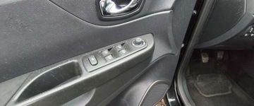 Renault Captur I Crossover 0.9 Energy TCe 90KM 2016 Renault Captur Renault Captur 0.9 Energy TCe Alize Benzyna 90KM, zdjęcie 14