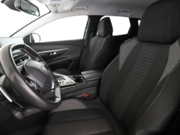 Peugeot 3008 II Crossover Facelifting  1.2 PureTech 130KM 2022 Peugeot 3008 automat full LED virtual cocpit navi, zdjęcie 12