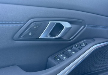 BMW Seria 3 G20-G21 Touring 2.0 330i 258KM 2024 BMW Seria 3 330i xDrive Touring258KM M Pakiet, HiFi, Dach panoramiczny,Key, zdjęcie 19