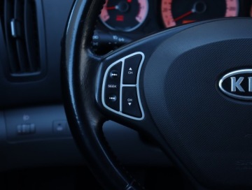 Kia Ceed I Hatchback 1.4 109KM 2009 Kia Ceed 1.4 CVVT, Klima, Tempomat, zdjęcie 15