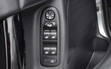 Citroen C3 II Hatchback facelifting 1.2 VTi 82KM 2016 Citroen C3 Citroen C3 Pure e-Tech VTi 82 ETG Tendance 1.2 Benzyna 82KM, zdjęcie 22