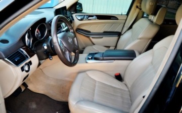 Mercedes Klasa GL X166 Off-roader GL 500 435KM 2014 Mercedes-Benz GL 7 osobowy, Maly przebieg, 4.7 Benzyna 435KM, zdjęcie 14