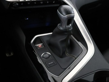Peugeot 3008 II Crossover 1.2 PureTech 130KM 2019 Peugeot 3008 full led nappa navi kamera grzane, zdjęcie 28