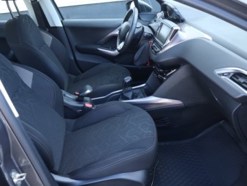 Peugeot 2008 I SUV 1.2 VTi 82KM 2014 Peugeot 2008 1.2 PureTech, Salon Polska, zdjęcie 8