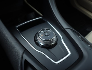 Ford Mondeo V Liftback Facelifting 2.0 EcoBlue 150KM 2020 Ford Mondeo 2.0 EcoBlue, Salon Polska, Serwis ASO, zdjęcie 11