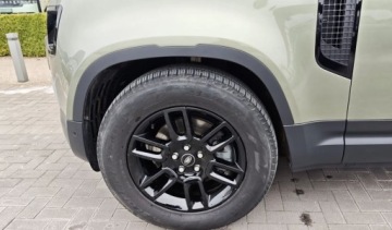 Land Rover Defender IV (L663) 90 3.0D R6 200KM 2025 Land Rover Defender Defender MY25.5 3.0D I6 200 PS AWD Auto S 110 3.0 200KM, zdjęcie 14