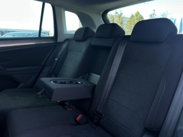 Volkswagen Tiguan II SUV 1.5 TSI EVO 150KM 2020 Volkswagen Tiguan |Digital Cockpit| Elektryczna kl, zdjęcie 17